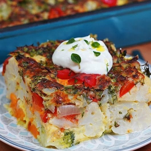 Cea mai delicioasă rețetă cu legume la cuptor - Mâncare la Cuptor