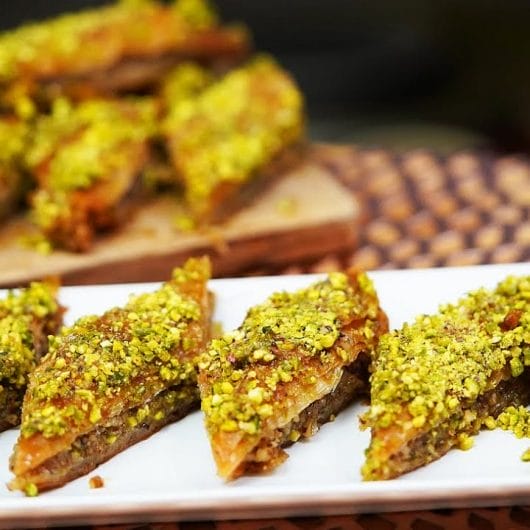 Desert de Casă Rapid, BACLAVA TURCEASCĂ, cu Sirop de Miere