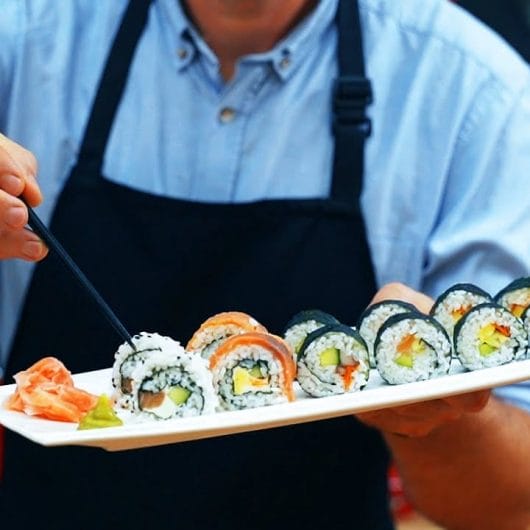Sushi de casă cu Ghimbir murat și Wasabi | Rețeta Sushi