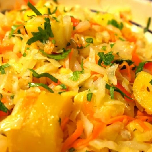 Salată cu cartofi și varză murată DE POST