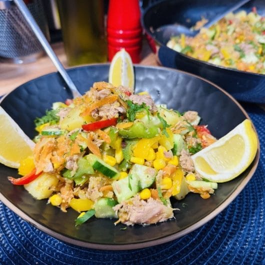 Salată caldă de ton