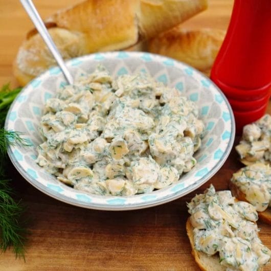 Salată de ciuperci